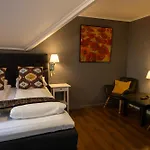 Flamsbrygga 4*