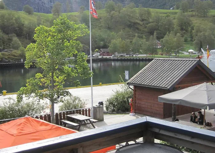 Flåmsbrygga