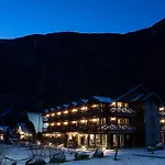 Hotel Flamsbrygga 4*