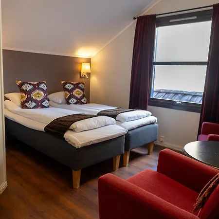 Hotel Flamsbrygga 3*